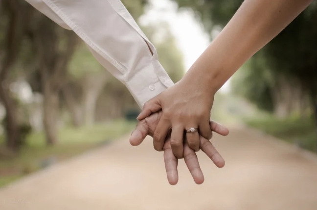 gift-ideas-for-couples.jpg
